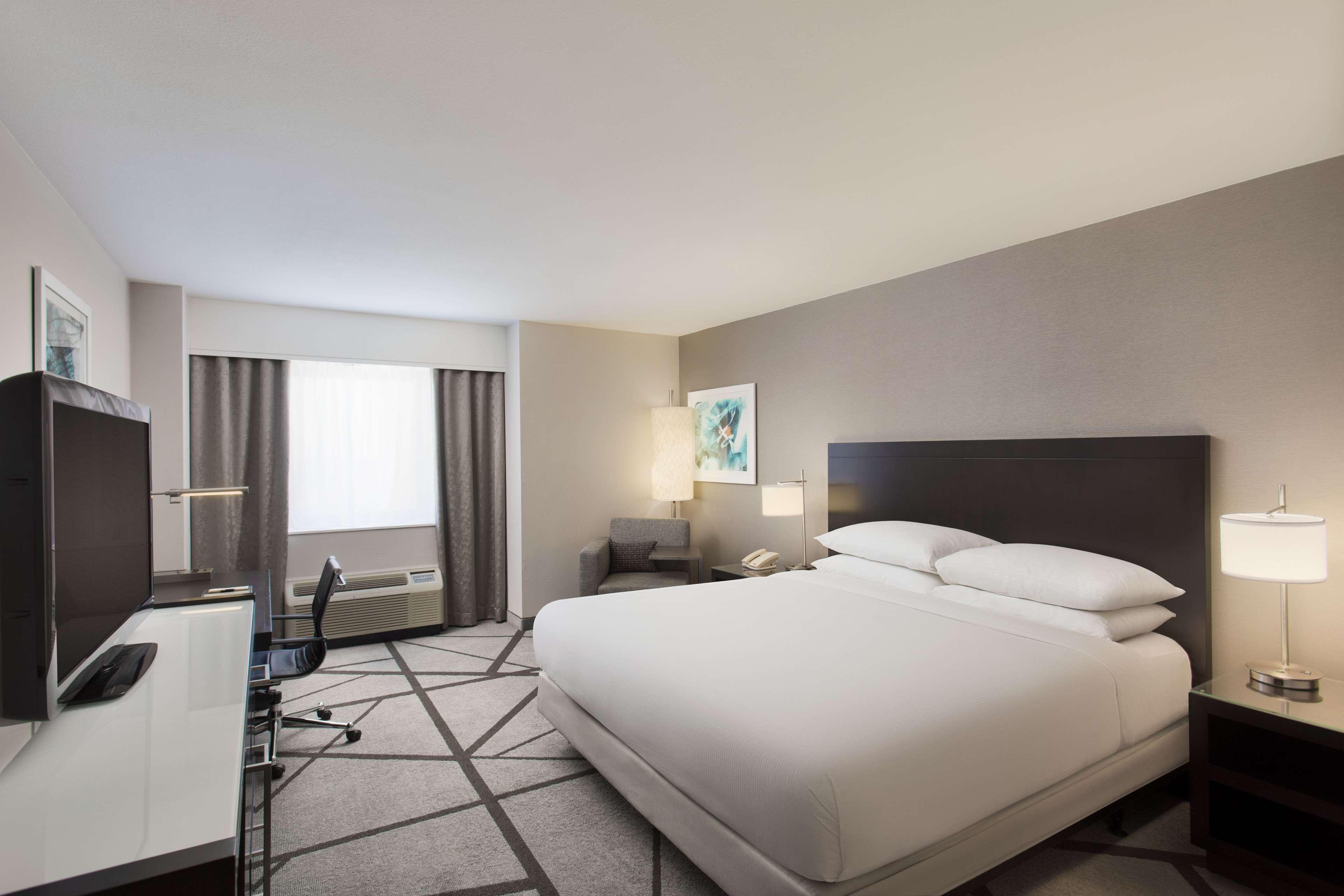 Doubletree By Hilton Los Angeles Norwalk Exterior foto