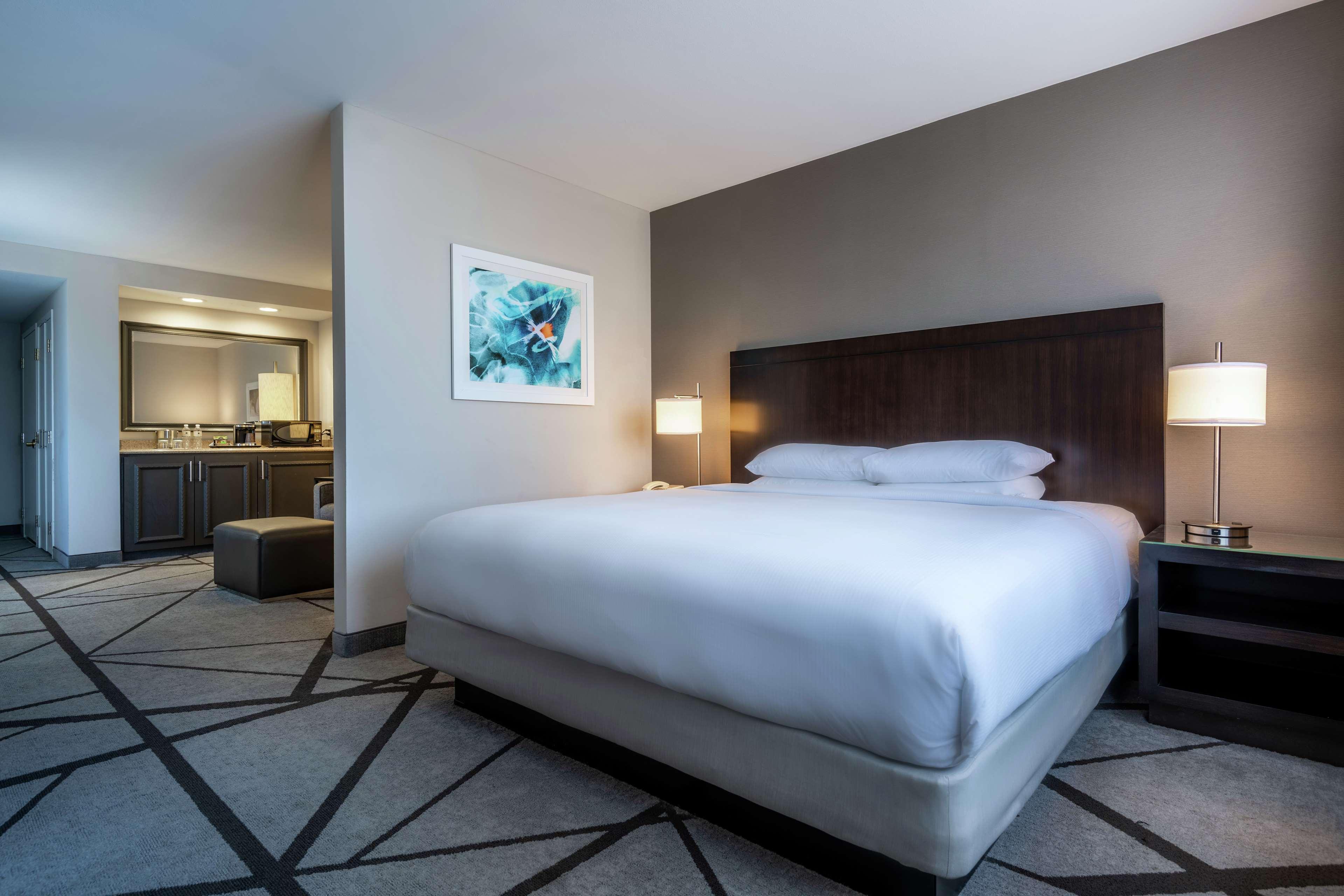 Doubletree By Hilton Los Angeles Norwalk Exterior foto