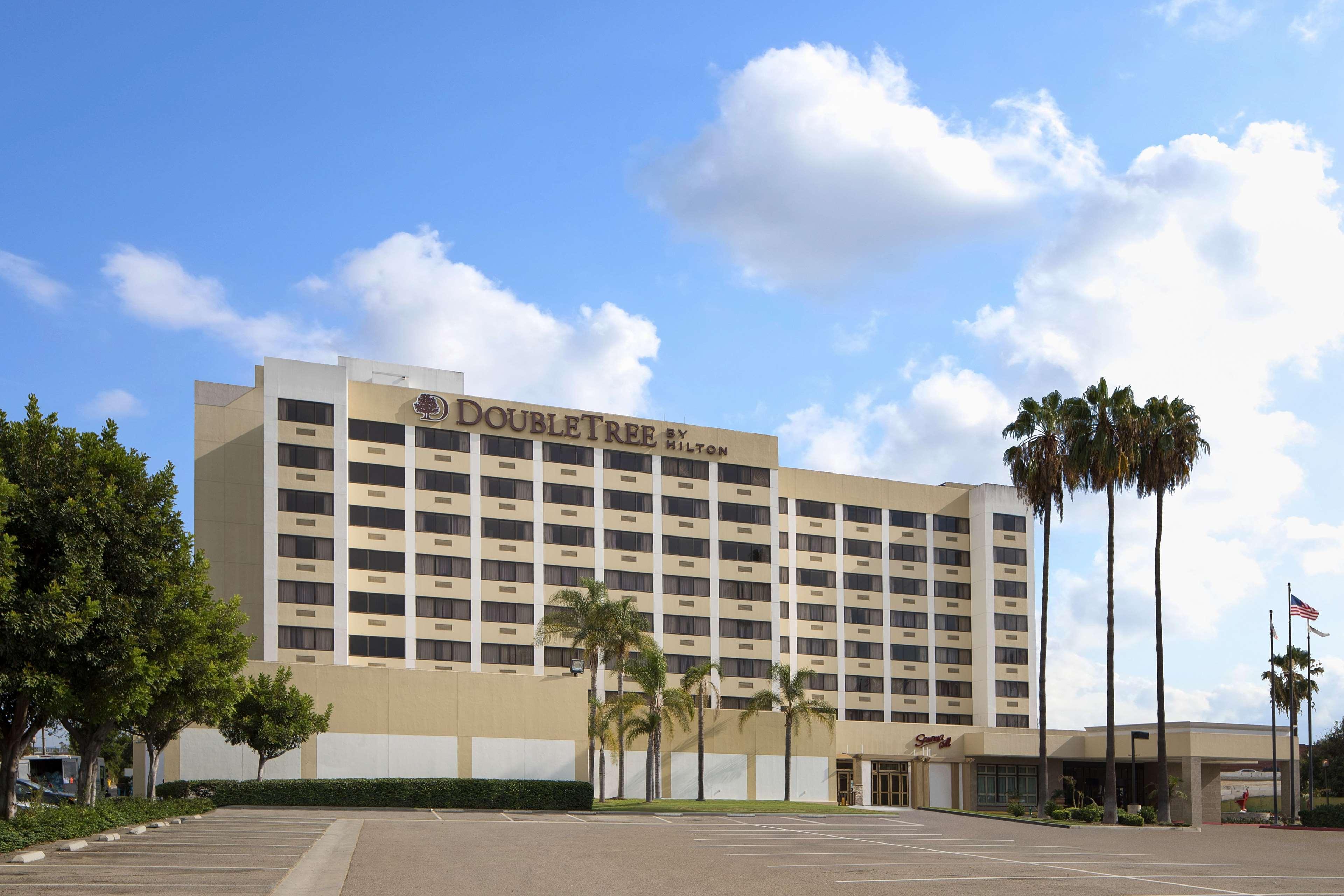 Doubletree By Hilton Los Angeles Norwalk Exterior foto