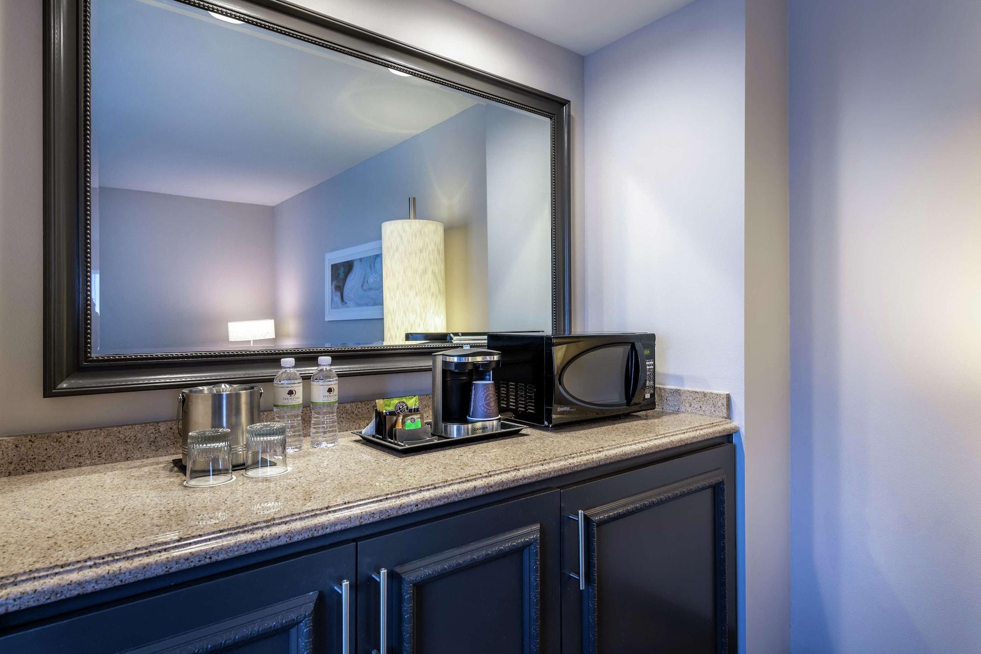 Doubletree By Hilton Los Angeles Norwalk Exterior foto