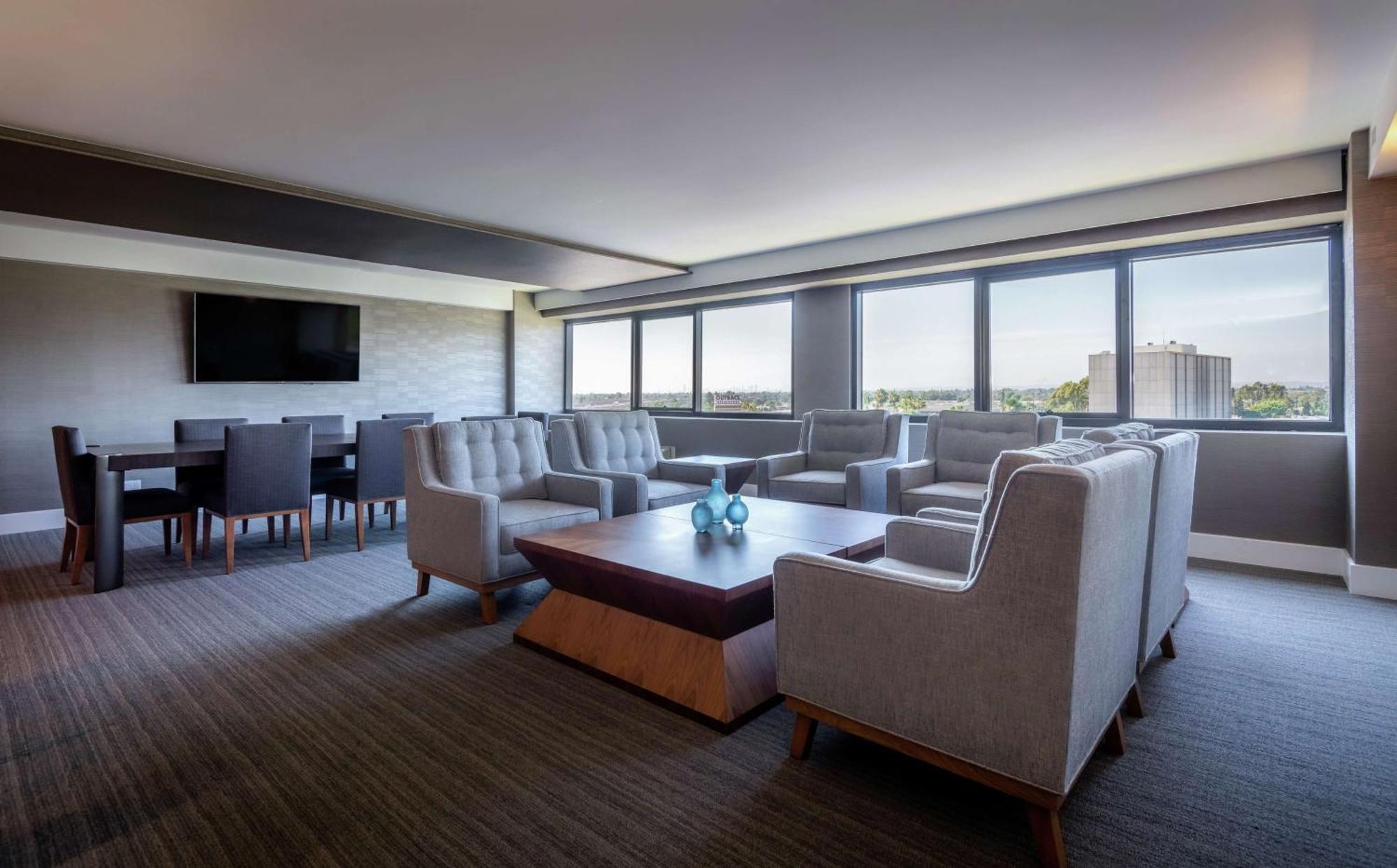 Doubletree By Hilton Los Angeles Norwalk Exterior foto